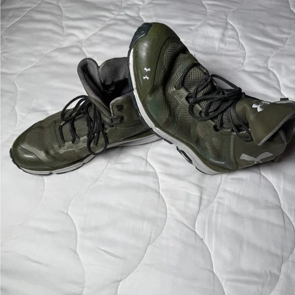 🔥 Under Armour Men’s Charged Core Mid Boots Gore-Tex — Size 9 — OD Green 🔥 - Picture 5 of 17